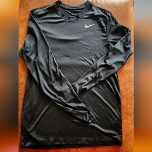 The Nike Tee Dri-Fit Black Long Sleeve